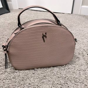 Simply Vera wang crossbody handbag